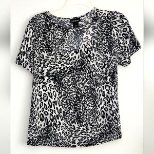 Lane Bryant Black and White Animal Print Twisted Keyhole Top Sz 14-16